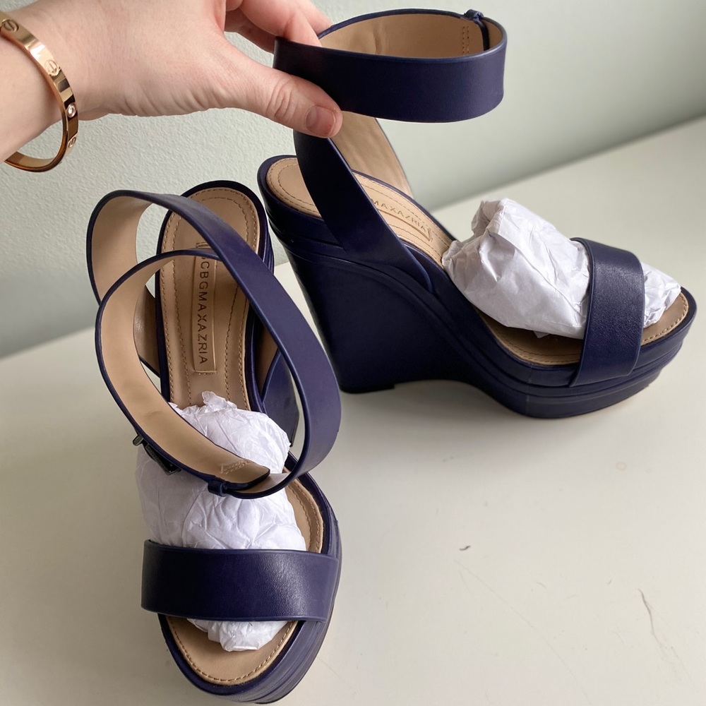 BCBGMAXAZRIA Ma-Laura Platform Wedge - Picture 1 of 5